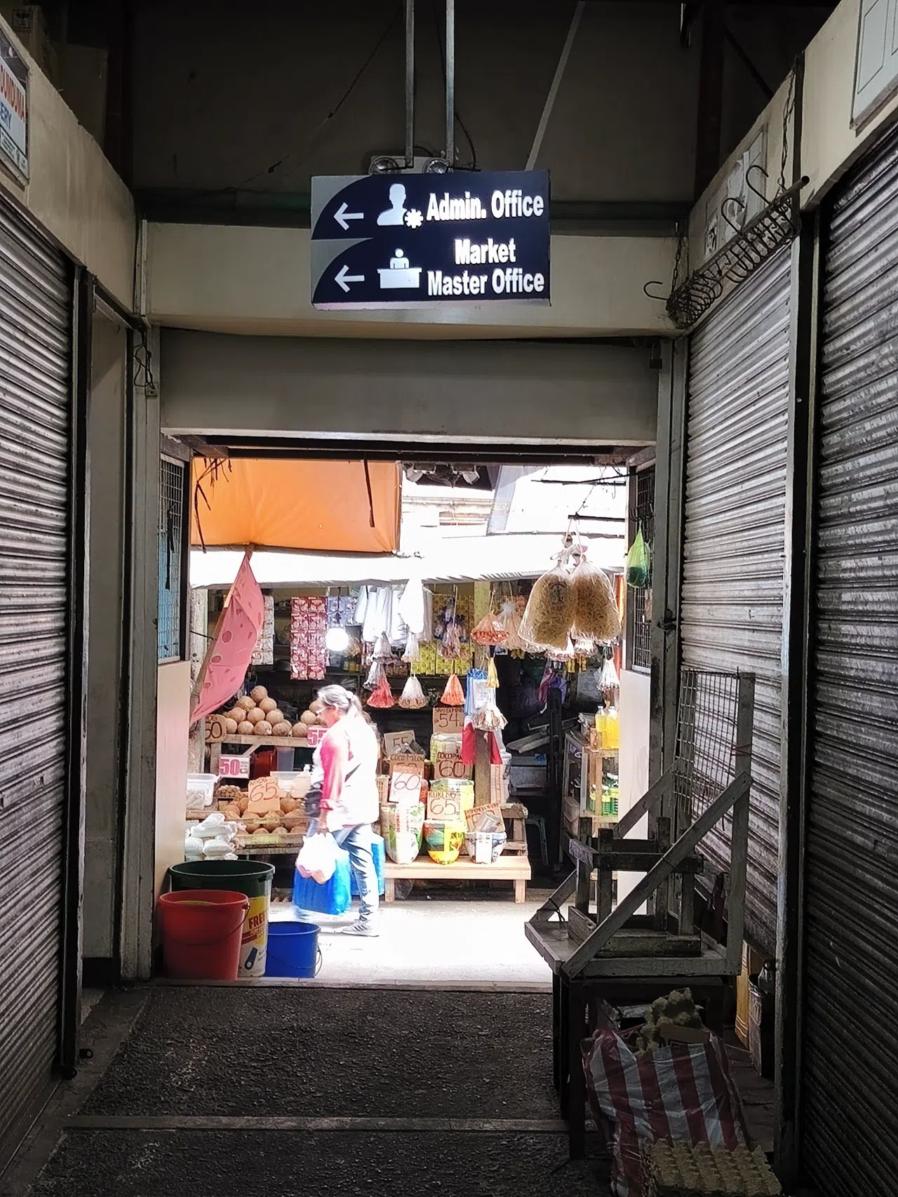 Sampaloc: Il Tour dei Mercati di Manila dall'Alba al Tramonto