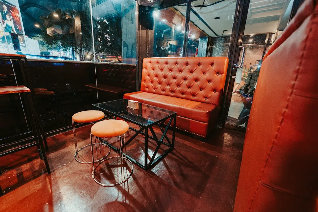 Roots Gastro Bar (Timog Ave., Quezon City), Manila