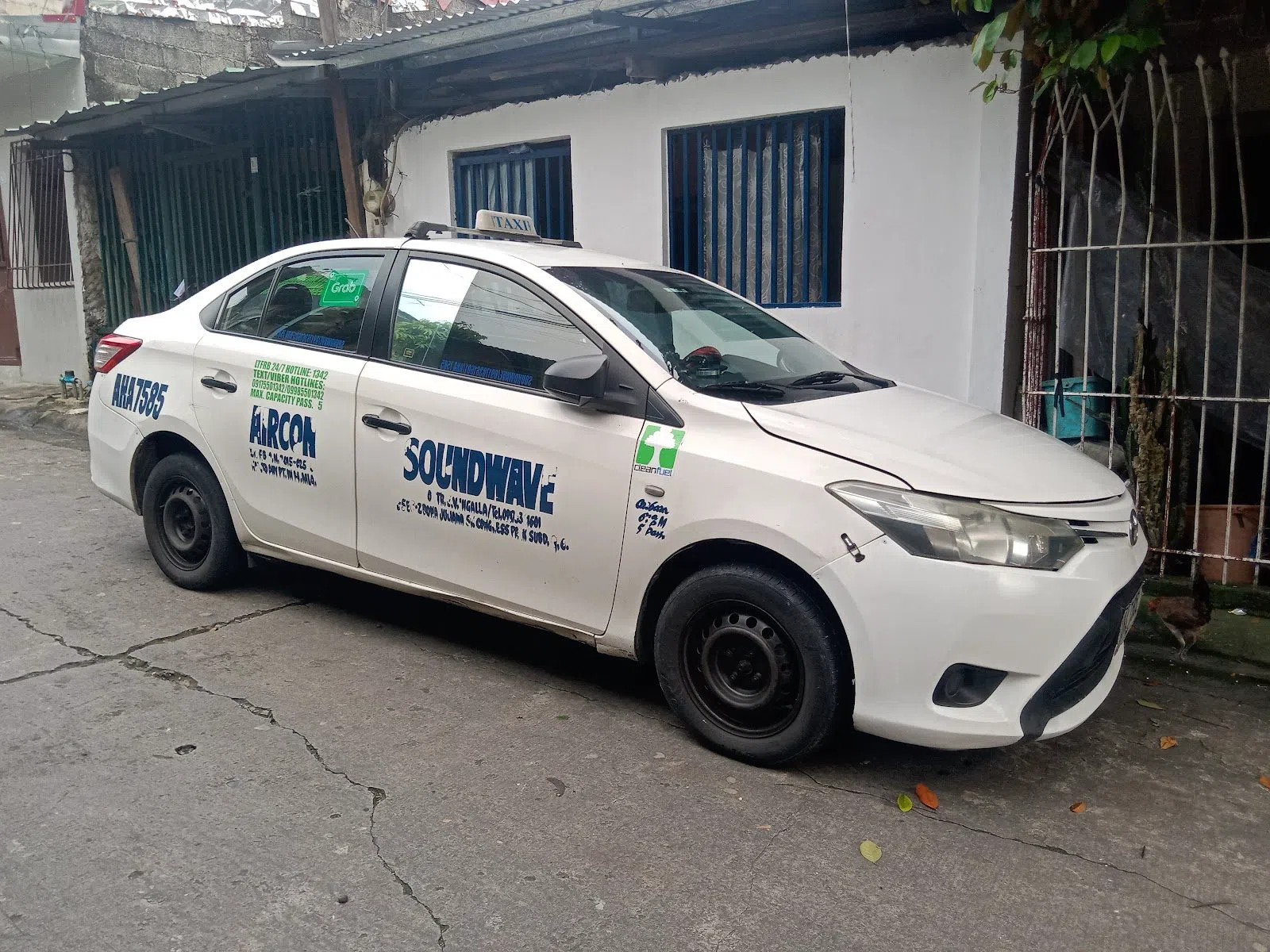 Grab (GrabCar / GrabTaxi), Manila